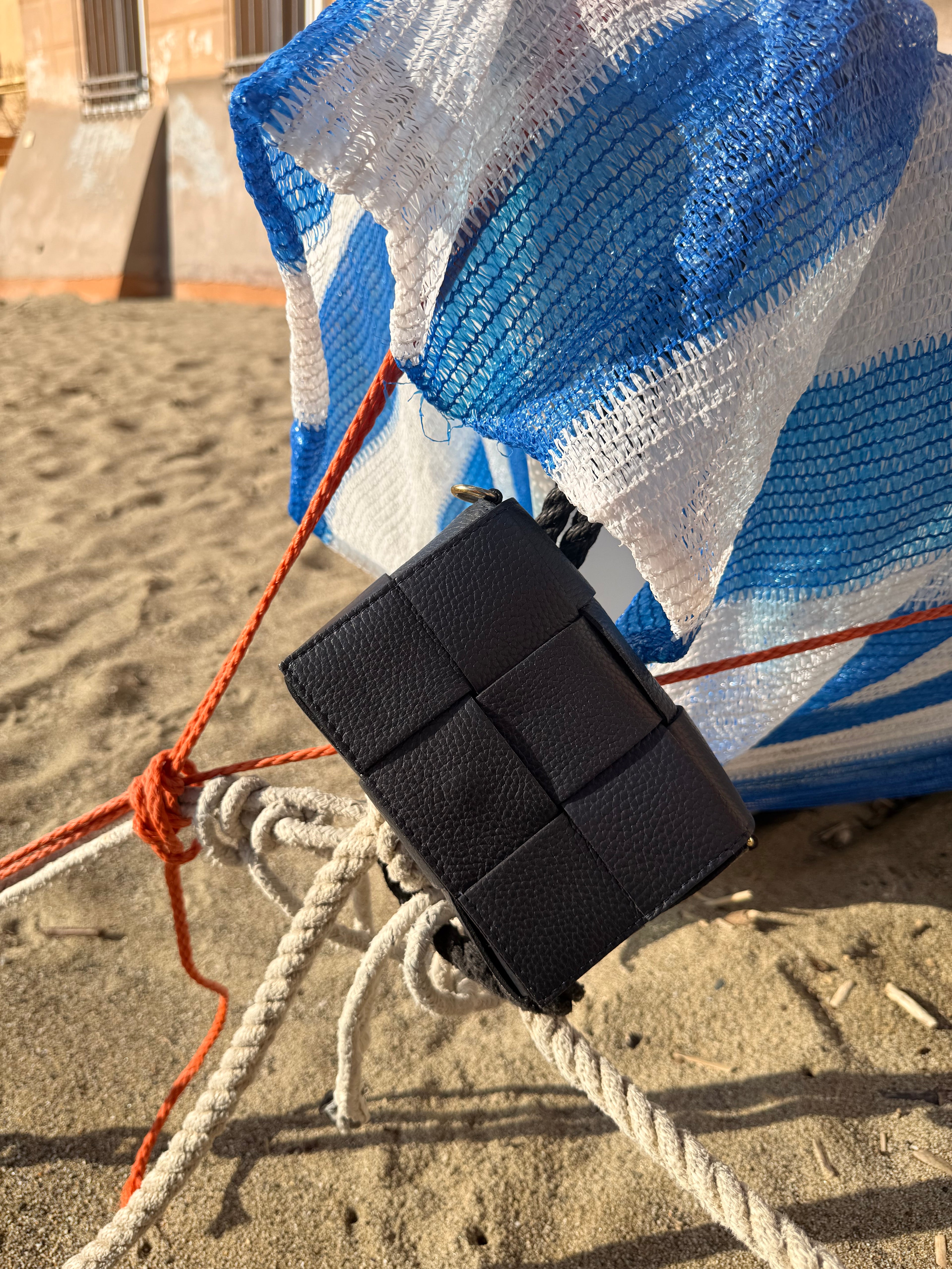 Borsa Juddy capolavoro di artigianalità made in Italy, tracolla inclusa in vera p