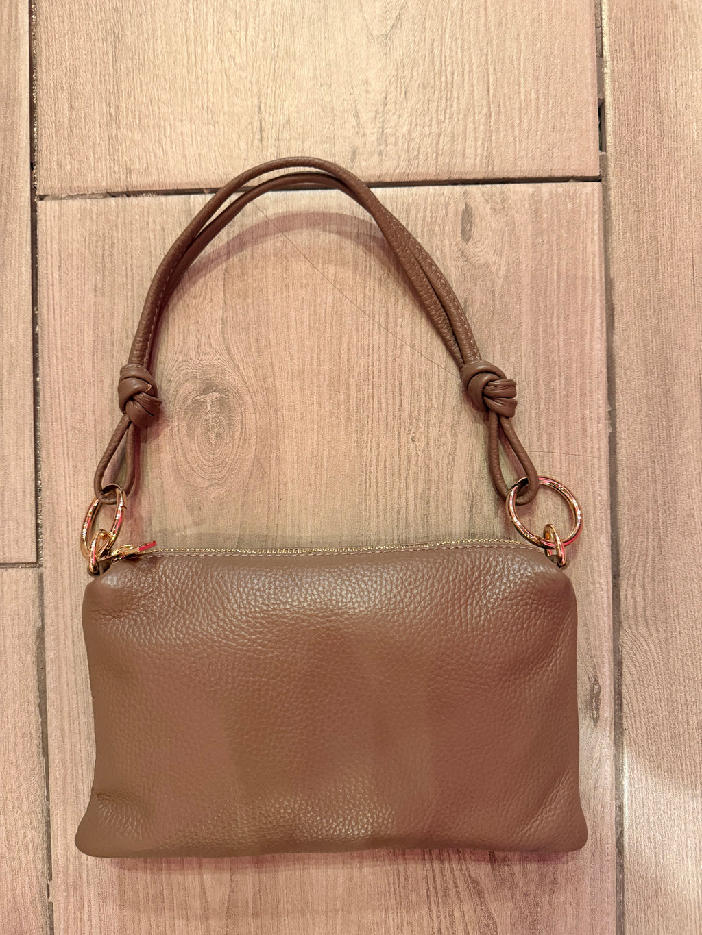 Borse  “￼Franci”in vera pelle con anelli dorati