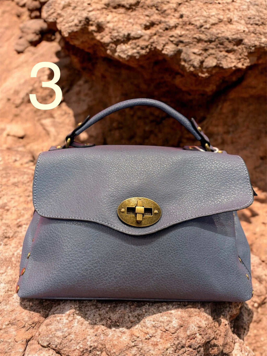 Borsa Ofelia 2026 con tracolla molto spaziosa in eco pelle