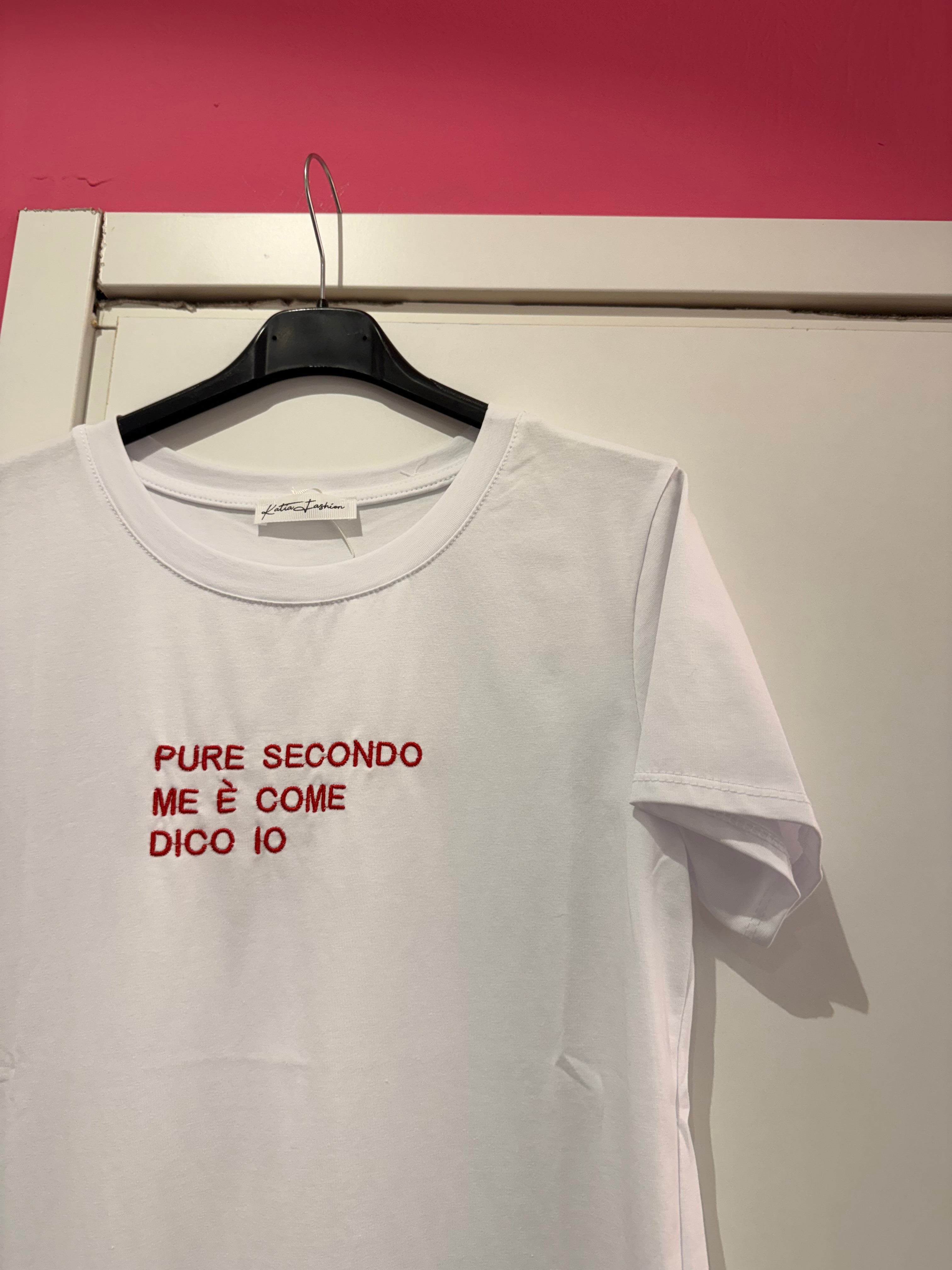 T-shirt scritte divertenti ricamo rosso e rosa 100% cotone