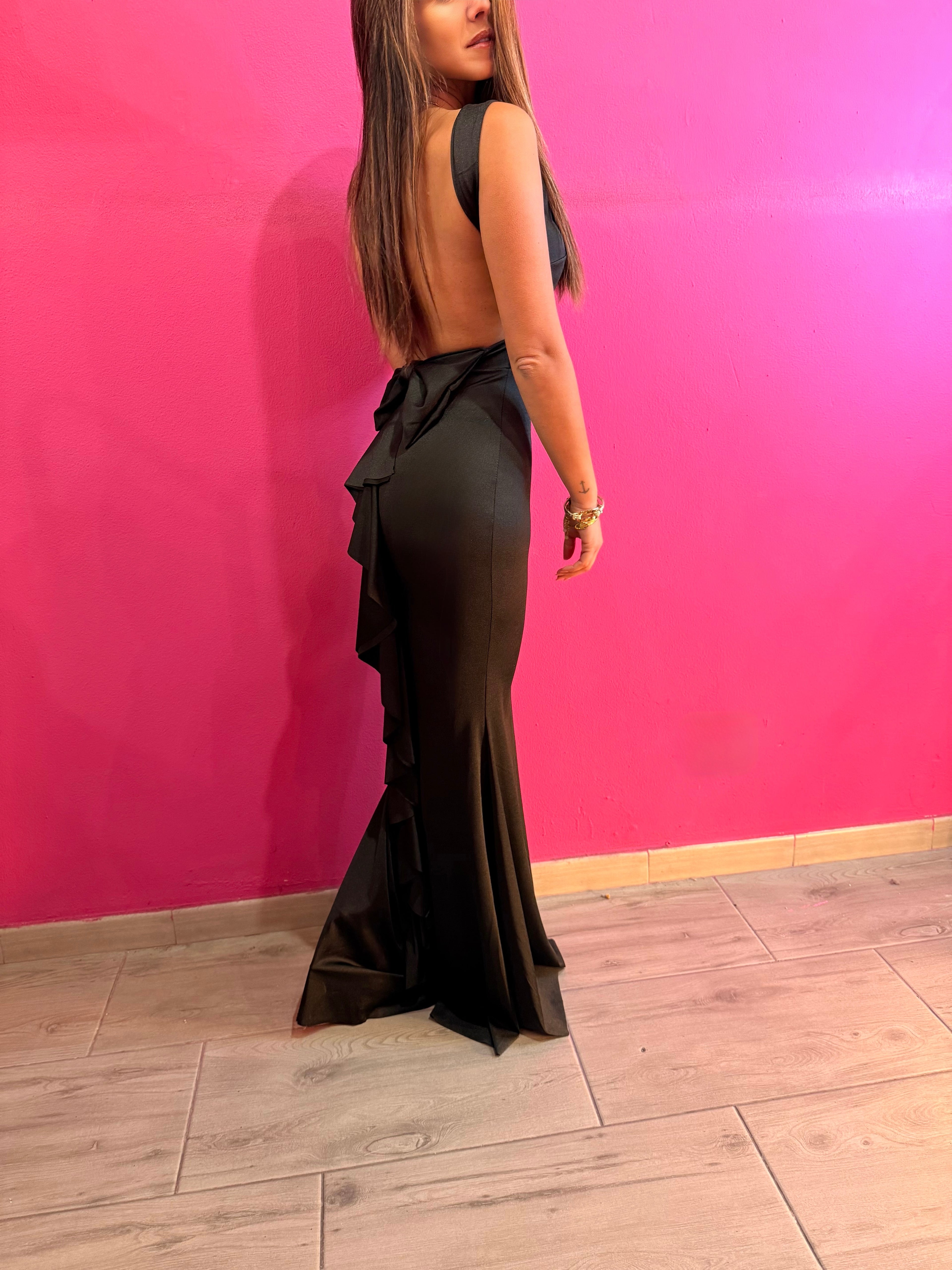 ABITO BEA ELASTICIZZATO NERO CON DETTAGLI SULLA SCHIENA FIOCCO E ROUCHES TAGLIA UNICA