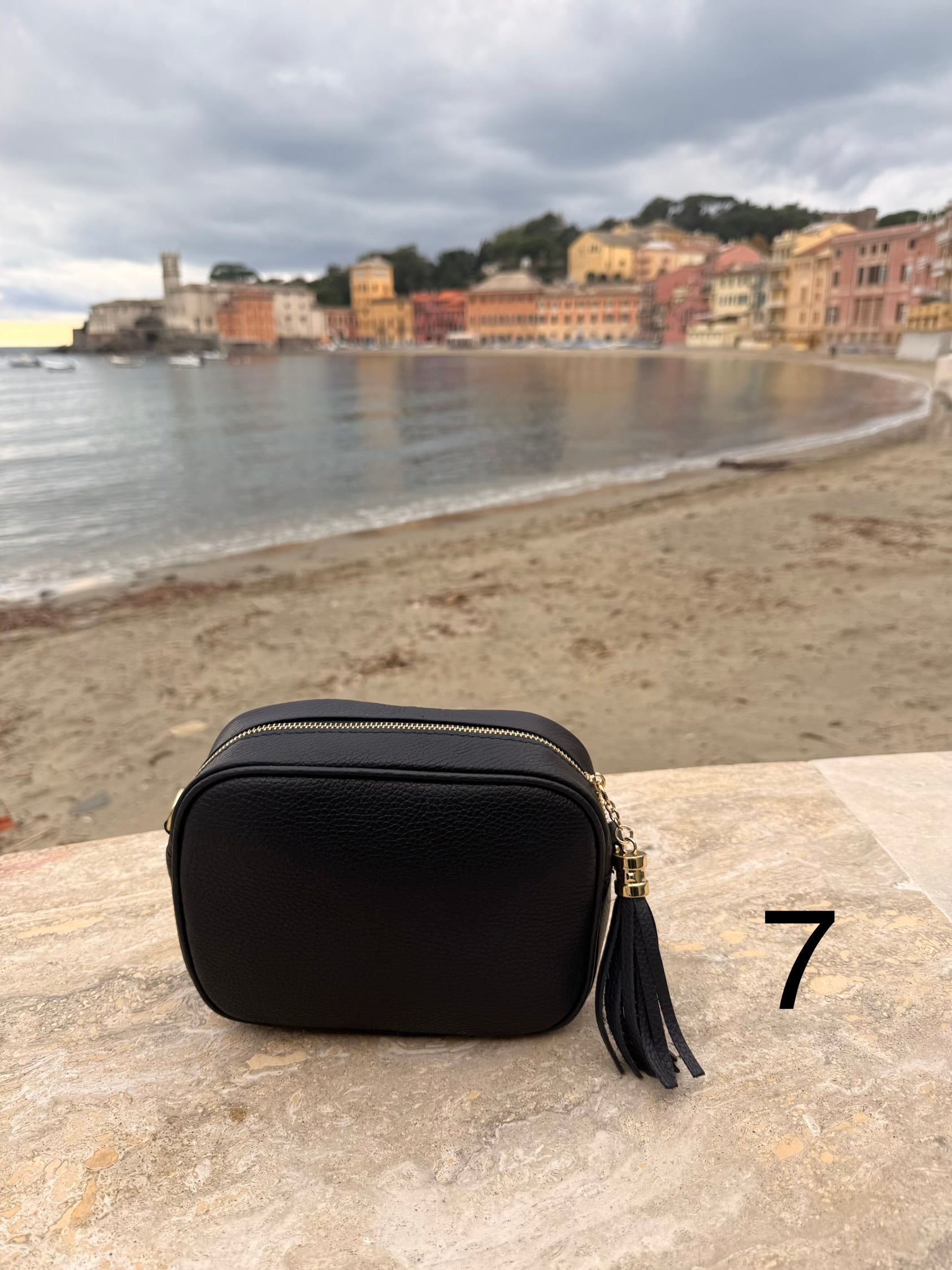 Borsa “MONDO” IN VERA PELLE CON Nappina  E TRACOLLA