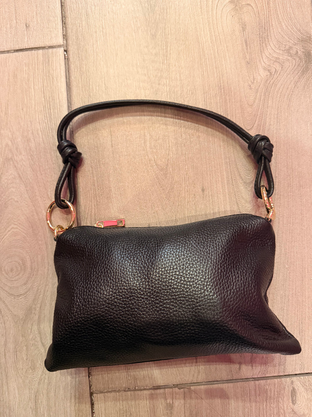 Borse  “￼Franci”in vera pelle con anelli dorati