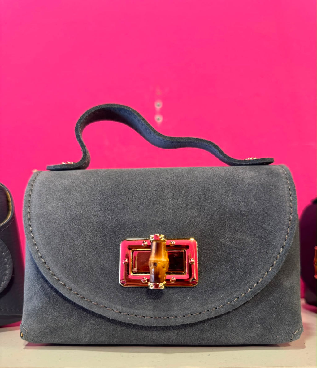 Borsa Eddy in vera pelle con tracolla metallica e inserto bambù hardware dorato