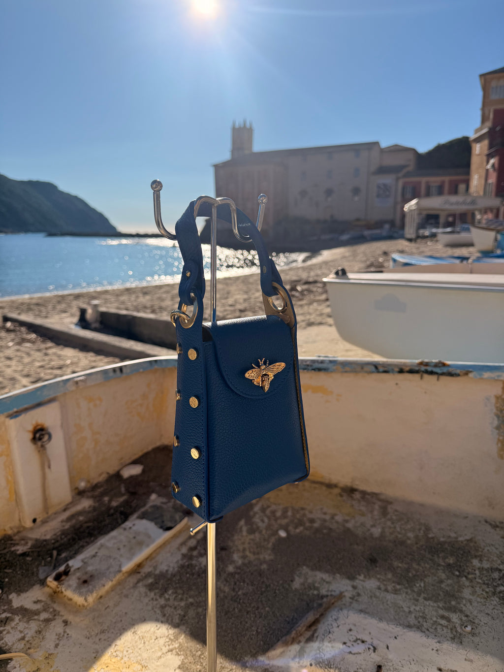 Borsa “Ape Regina “Vera Pelle con tracolla elasticizzata