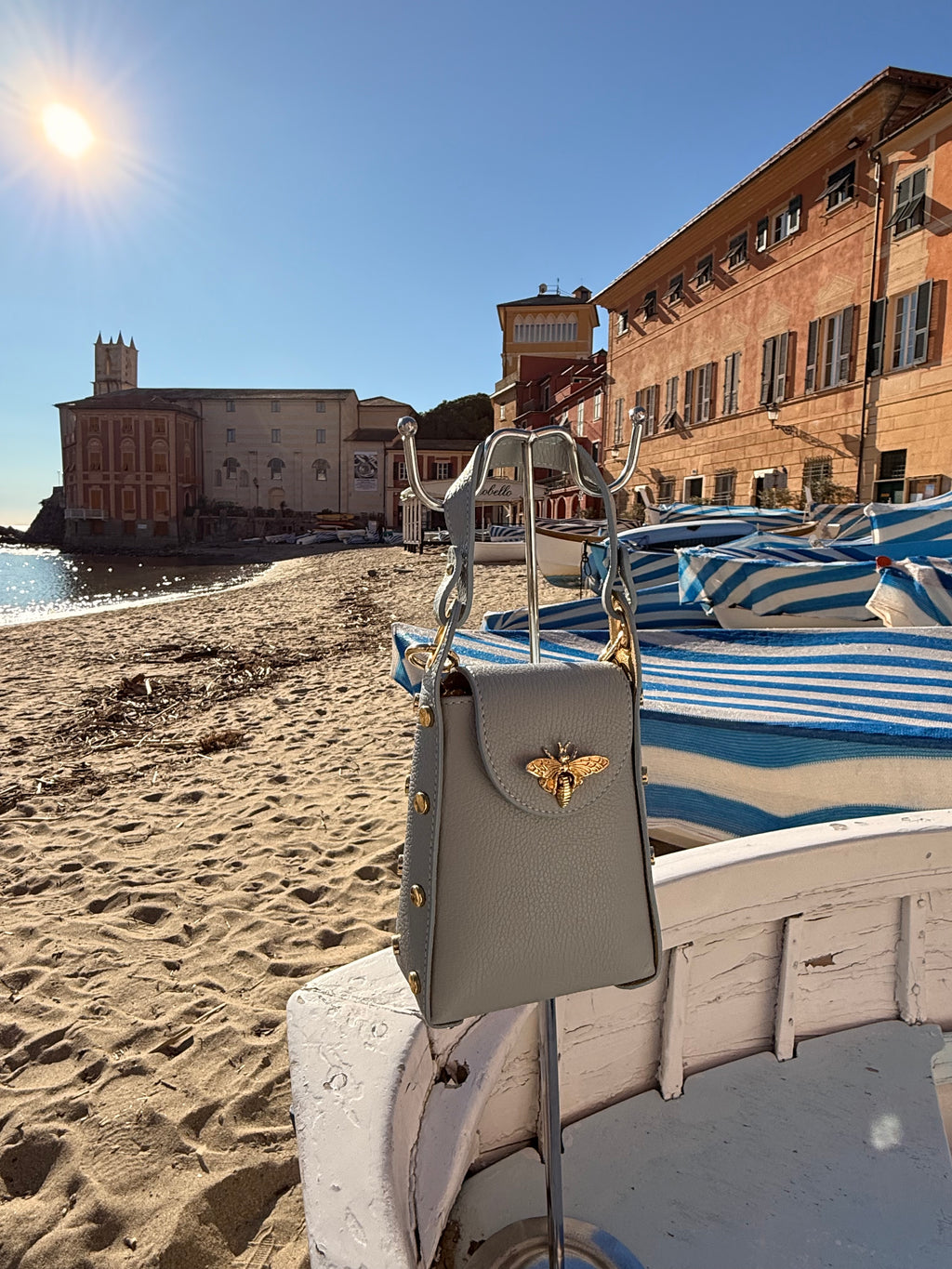 Borsa “Ape Regina “Vera Pelle con tracolla elasticizzata