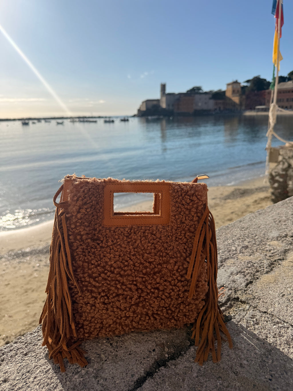 Borsa Joel in Vera Pelle con Frange e Manico Teddy esterno
