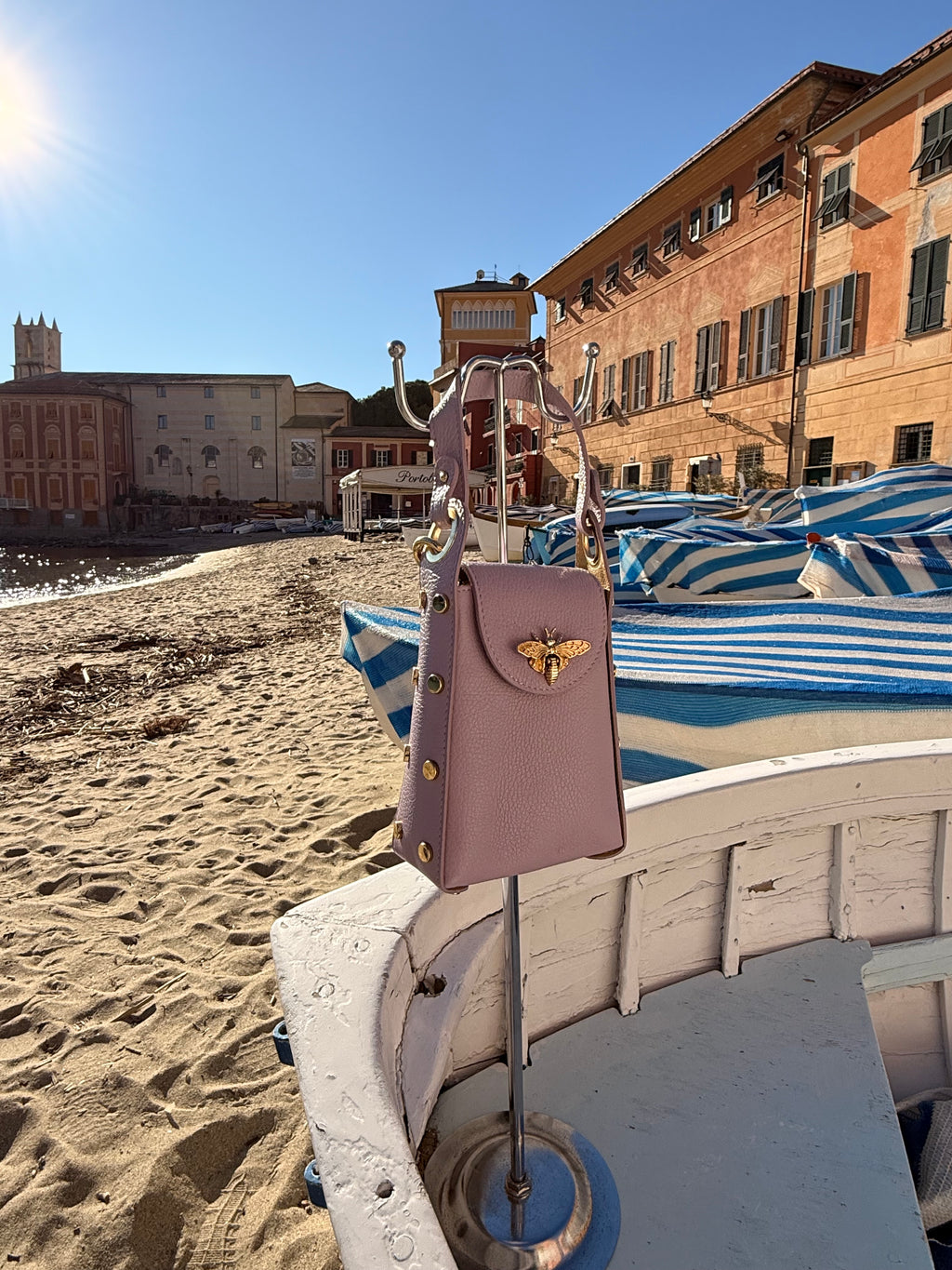 Borsa “Ape Regina “Vera Pelle con tracolla elasticizzata