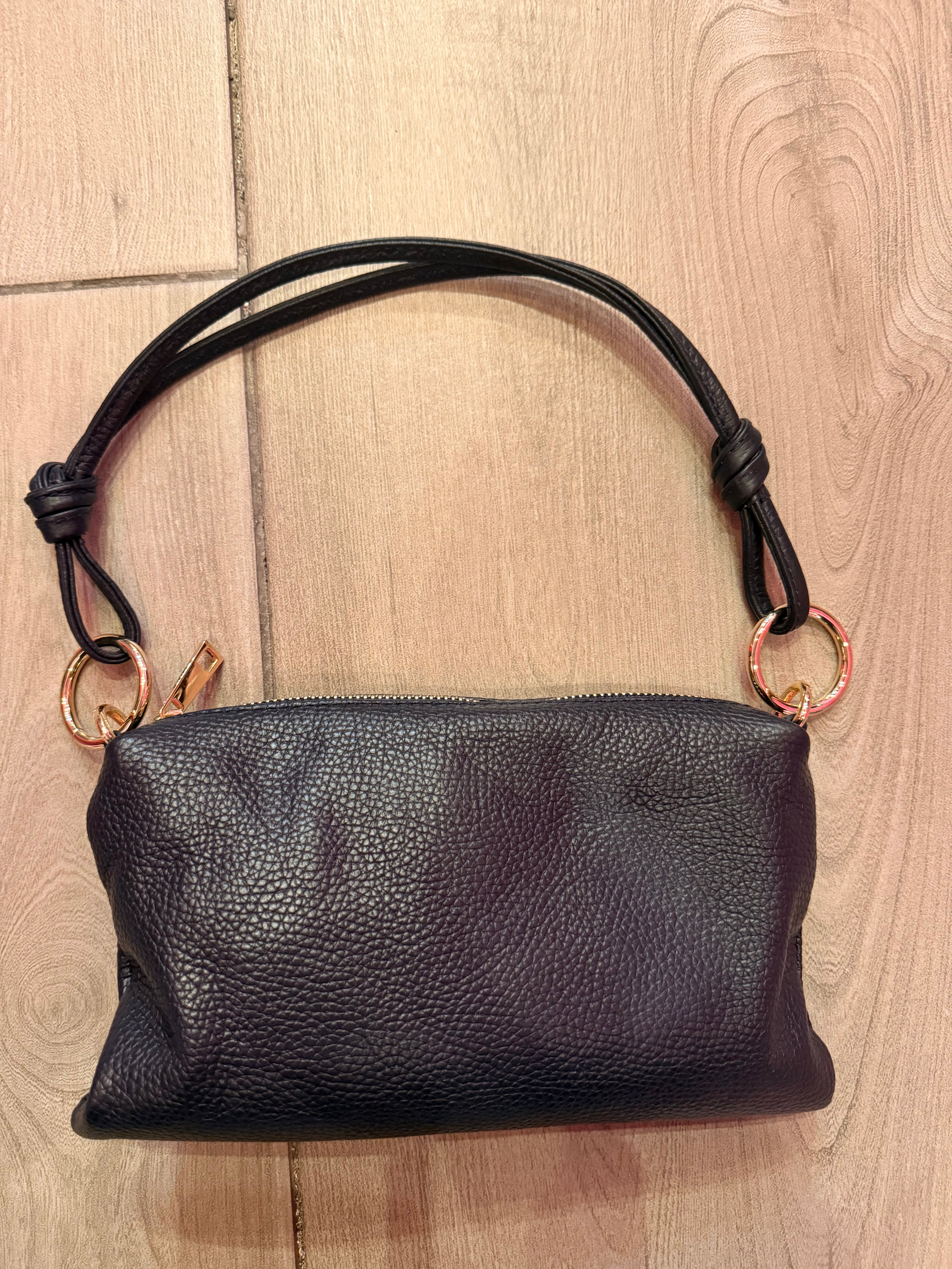 Borse  “￼Franci”in vera pelle con anelli dorati