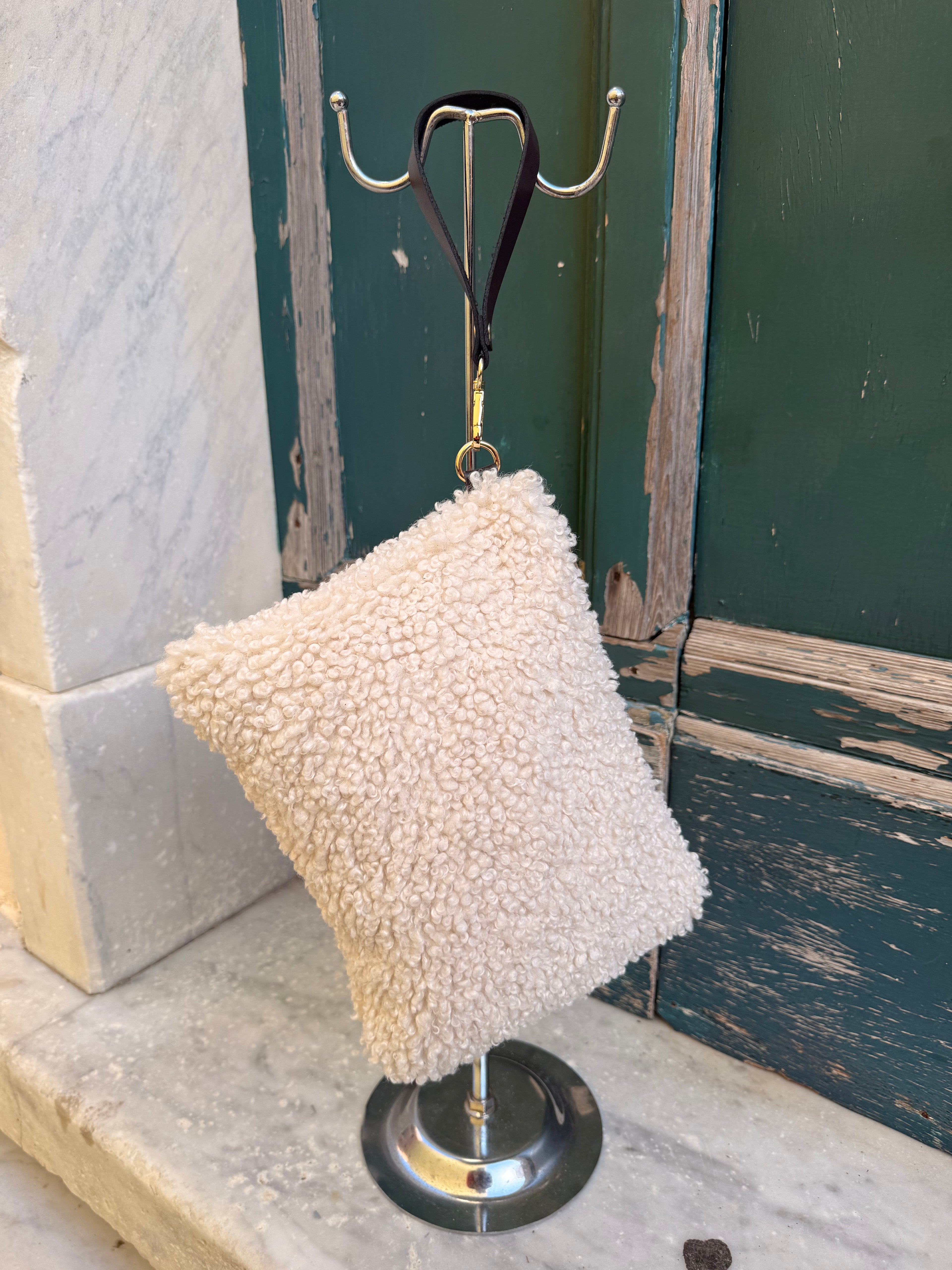 Borsa Pochette Giuli in Vera Pelle e Teddy con tracolla